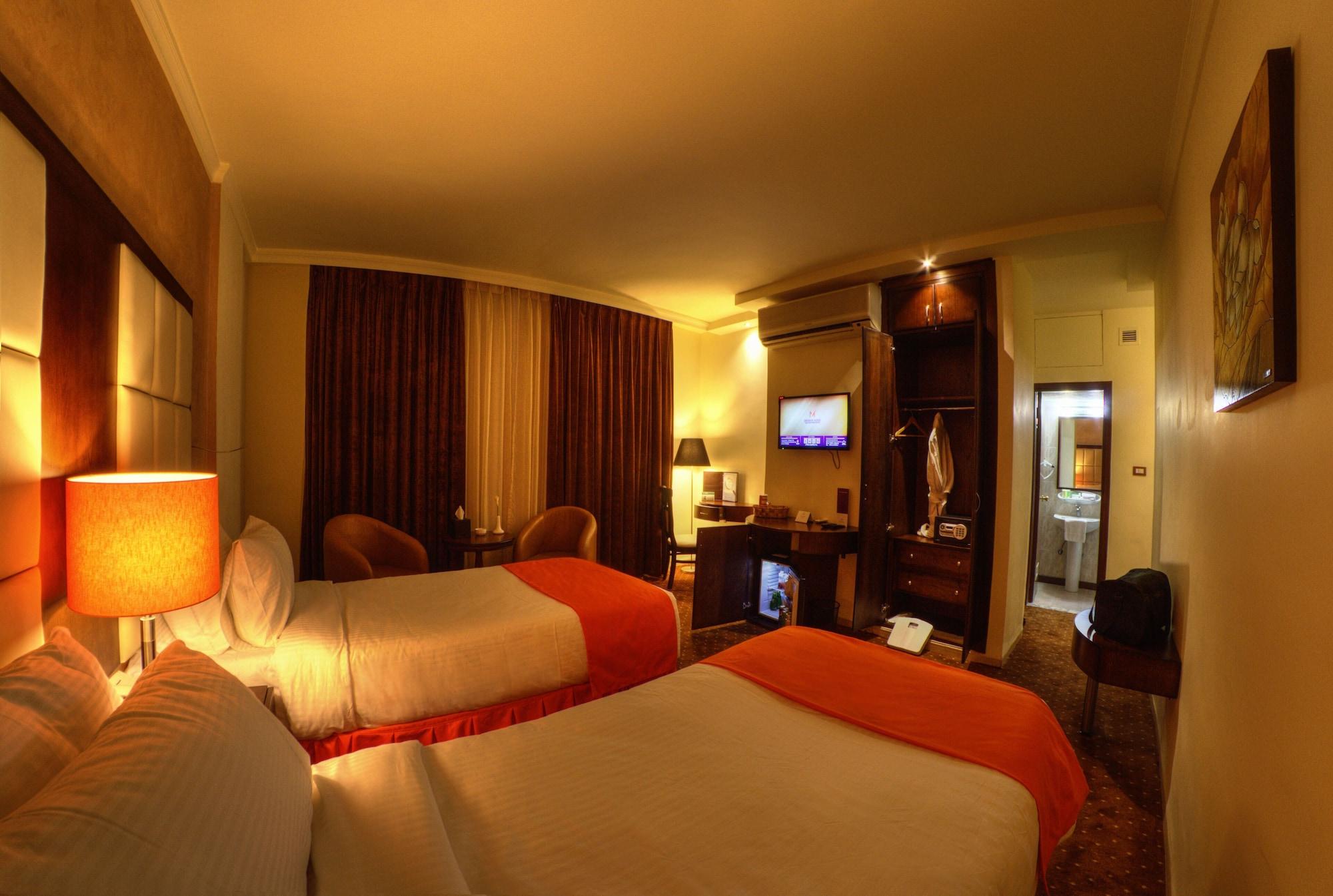 Meneur Hotel Amman Exterior photo